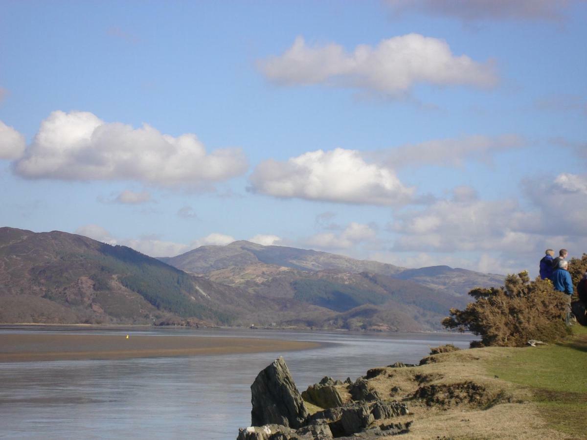 Villa Snowdonia Mawddach escape Dolgellau Exterior foto
